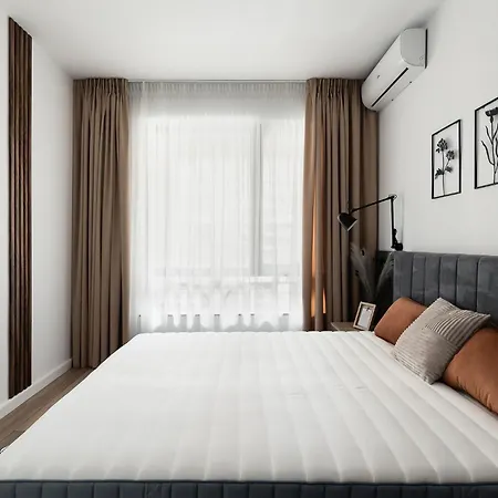 High-end 1br In Pipera W Parking 아파트 부쿠레슈티