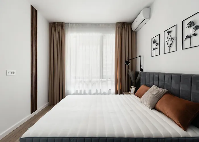High-end 1br In Pipera W Parking Apartament Bukareszt